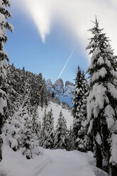 Italien, Südtirol, Italienische Alpen im Winter - GIOF000275