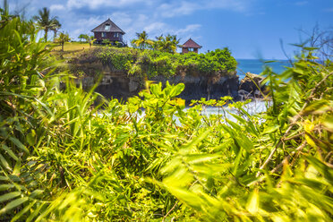 Indonesia, Bali, coast, huts - KNTF000123