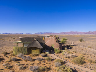 Afrika, Namibia, Hardap, Kulala Wilderness Reserve, Little Kuala Lodge in der Namib-Wüste - AM004359