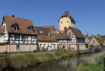 Deutschland, Bayern, Franken, Mittelfranken, Hersbruck, Wassertor, Pegnitz - LBF001255