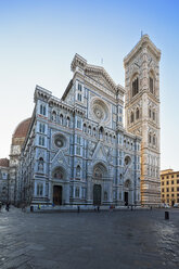 Italy, Florence, view to west facade of Basilica di Santa Maria del Fiore with Campanile di Giotto - FOF008303