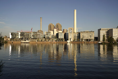 Germany, Frankfurt, Mainova power station at Main river - PC000194