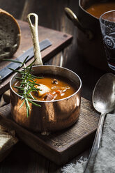 Goulash soup with Mediterranean herbs and potatoes - SBDF002397