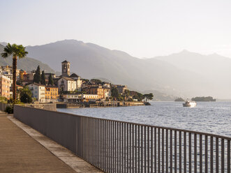 Schweiz, Tessin, Lago Maggiore, Brissago - LAF001536