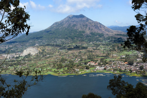 Indonesien, Bali, Kintamani, Vulkan Batur und See Danau Batur, lizenzfreies Stockfoto