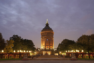 Germany, Mannheim, view to lighted water tower at Friedrichsplatz - PCF000207