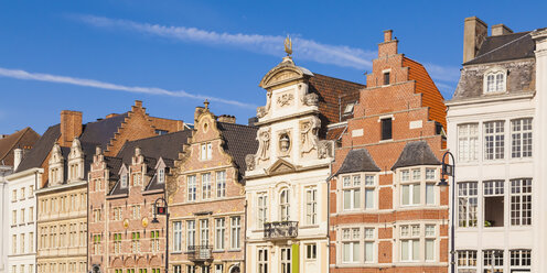 Belgium, Ghent, old town, Korenlei, row of historical houses - WDF003353