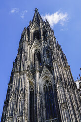 Germany, Cologne, view to tower of Cologne Cathedral from below - HOHF001377