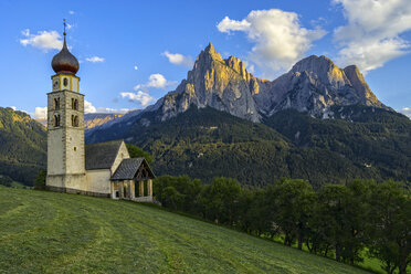 Italy, Dolomites, Church of Saint Valentino and the Sciliar at sunset - LOMF000083