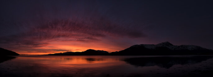 United Kingdom, Scotland, Loch Linnhe at sunset - ALRF000111