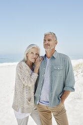Couple at the beach - RORF000156
