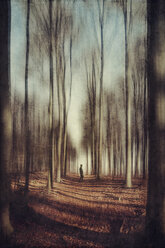 Man on forest path, blurred - DWI000636