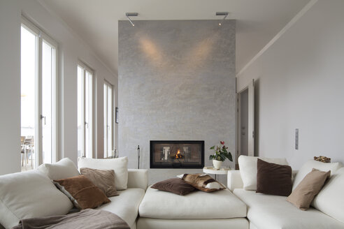 Interior of modern flat, Living room with white couch - FKF001514