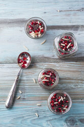 Chia seeds gel with Pomegranate seeds and almond slivers - MYF001219