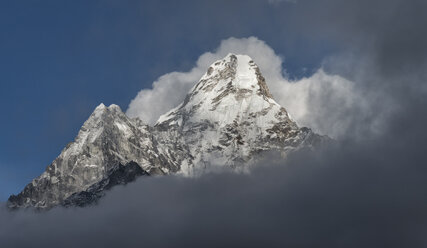 Nepal, Himalaya, Khumbu, Ama Dablam - ALRF000145