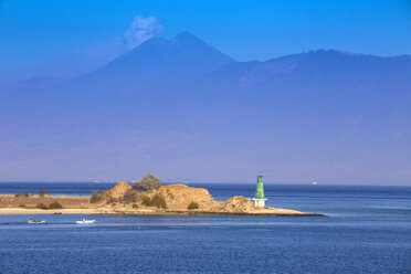 Indonesien, Insel Sumbawa, Leuchtturm - KNTF000177