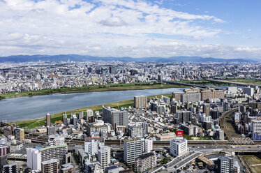 Japan, Osaka, Stadtbild und Yodo-Fluss - THA001473