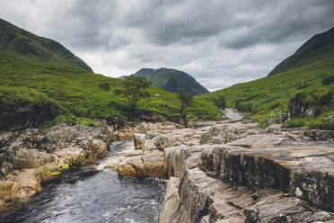 UK, Schottland, Fluss Etive in Glen Etive - ELF001718