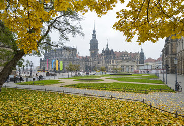 Germany, Dresden, Dresden Cathedral and Dresden Castle - RJF000535