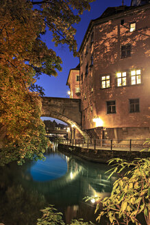 Germany, Bavaria, Bamberg, Regnitz river at night - VT000488