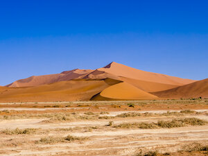 Namibia, Hardap, Sossusvlei, Sanddüne im Namib-Naukluft-Nationalpark - AMF004478