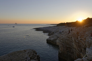 Kroatien, Istrien, Sonnenuntergang am Kap Kamenjak - LBF001297