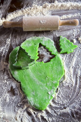 Christmas bakery with green dough - SARF002384