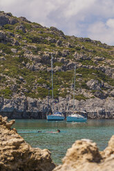 Griechenland, Dodekanes, Rhodos, Anthony-Quinn-Bucht, Segelboote - WDF003460