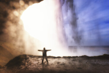 Iceland, Seljalandsfoss Waterfall - SMAF000403