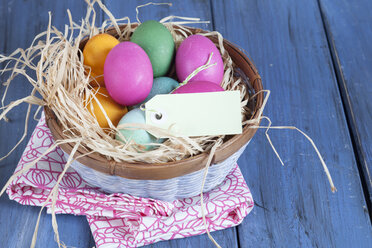 Colourful Easter basket with tag - SBDF002555