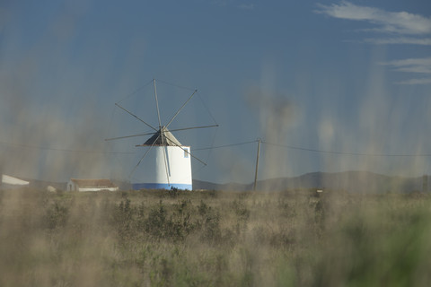 Portugal, Algarve, Windmühle, lizenzfreies Stockfoto