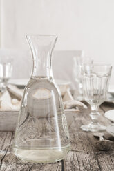 Water carafe on laid table - LVF004303