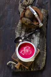 Schüssel Rote-Bete-Suppe - SBDF002587