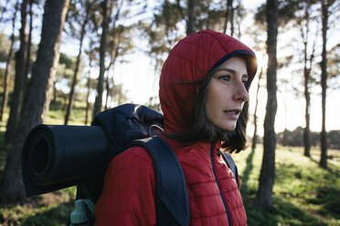 Spain, Catalunya, Girona, female hiker in the nature - EBSF001160