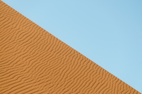 Namibia, Namib-Wüste, Sossusvlei, Düne und blauer Himmel, lizenzfreies Stockfoto