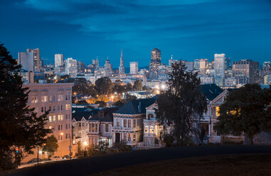 USA, San Francisco at night - STCF000112