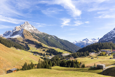 Österreich, Arlberg, Blick auf den Biberkopf, Warth am Hochtannbergpass im Herbst - STSF000987