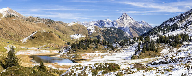 Österreich, Arlberg, Kalbelesee und Biberkopf im Herbst - STSF000990