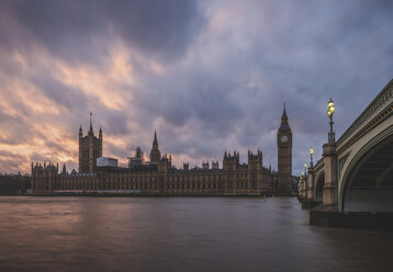 United Kingdom, England, London, Westminster Bridge and Westminster Palace - KEBF000324