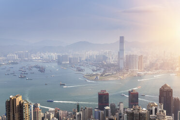 China, Hong Kong, Victoria Harbour and Kowloon - HSIF000409