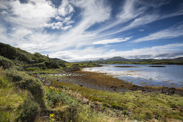 United Kingdom, Scotland, Isle of Skye, Loch Dunvegan - ELF001730