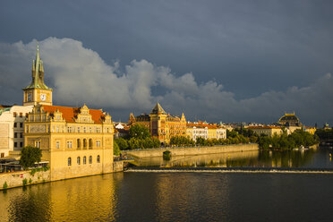 Tschechische Republik, Prag, Bedrich Smetana Museum an der Moldau - WGF000828