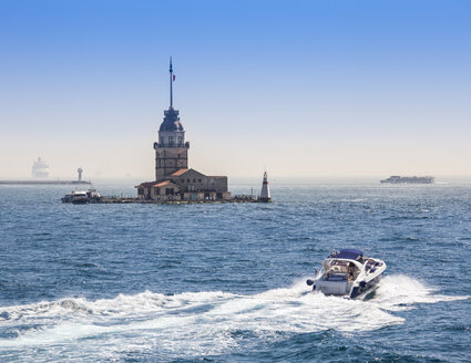 Türkei, Istanbul, Blick auf den Jungfernturm, Kiz Kulesi am Bosporus - MDIF000039