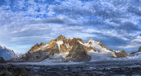 Grönland, Kulusuk, Schweizerland Alpen - ALRF000341