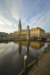Germany,Hamburg, City Hall and Little Alster in the morning - RJF000561