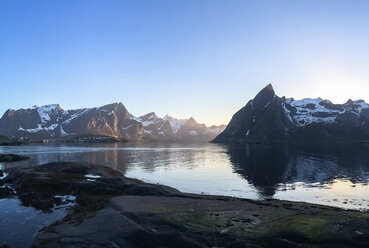 Norwegen, Lofoten, Reinefjorden - STCF000144