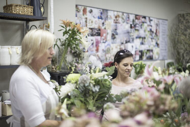 Two women in flower shop - ZEF008119