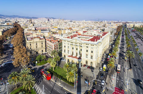 Spanien, Barcelona, Stadtbild von der Kolumbussäule aus gesehen, lizenzfreies Stockfoto