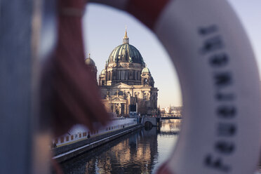 Germany, Berlin, Berlin-Mitte, Berlin Cathedral, lifesaver - ZMF000452