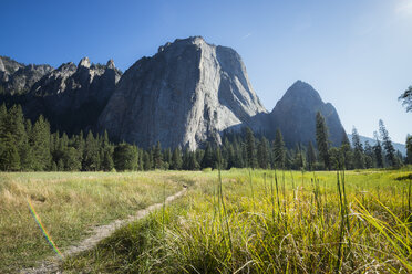 USA, California, El Capitan in Yosemite National Park - STCF000176